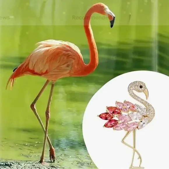 🦩 Betsey Johnson pink flamingo brooch 🦩 - Picture 2 of 4